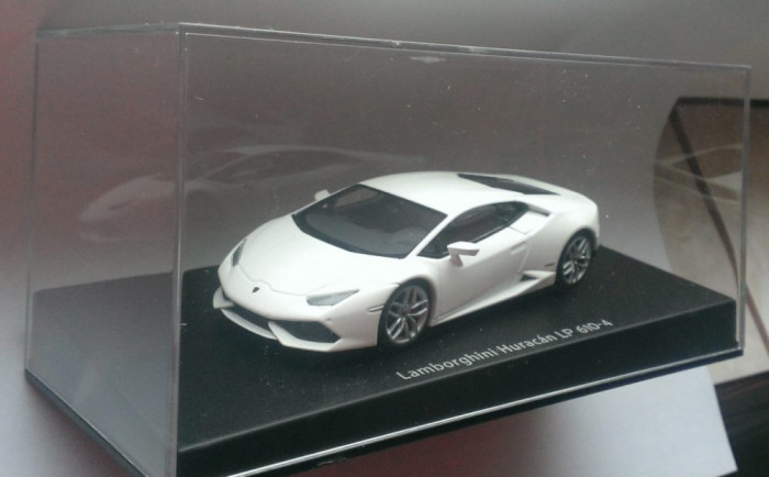 Macheta Lamborghini Huracan LP610-4 alb- AutoArt 1/43