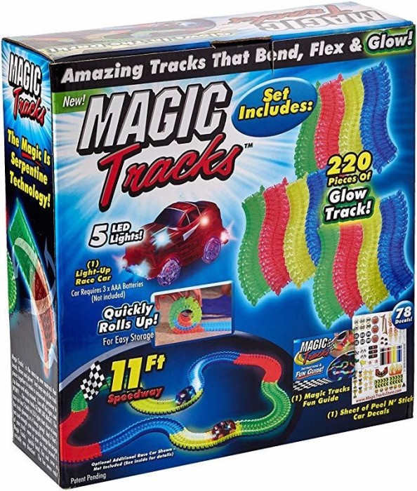 Pista flexibila curse masinute Magic Tracks din 220 piese