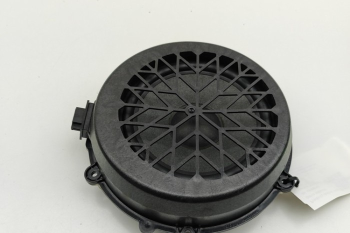 Difuzor ușă dreapta față AUDI E-TRON GT 2023 OEM: 971035453F 31456782