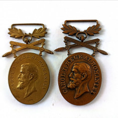 2 medalii Barbatie si Credinta cls 1, cu spade, varianta razboi, modele diferite