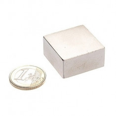 Magnet neodim bloc, 35x35x10mm, putere 25 kg, N38