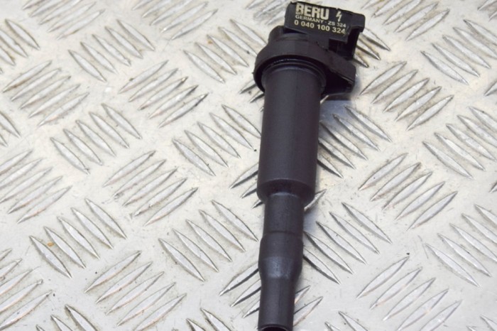 Bobina de inducție de &icirc;naltă tensiune MINI COOPER R56 2009 OEM: 0040100324 | 11828892