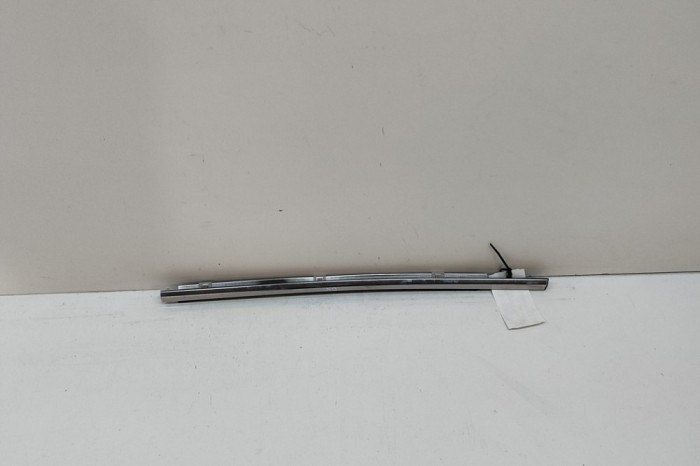 Chedar geam ușă st&acirc;nga spate LEXUS UX _AA1_, _AH1_, _MA1_ 2022 OEM: 75740-76020 | 30272083