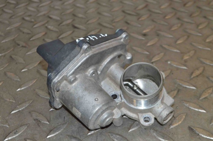 Supapa EGR VW GOLF VII Variant BA5, BV5 2017 OEM: 04L131501C