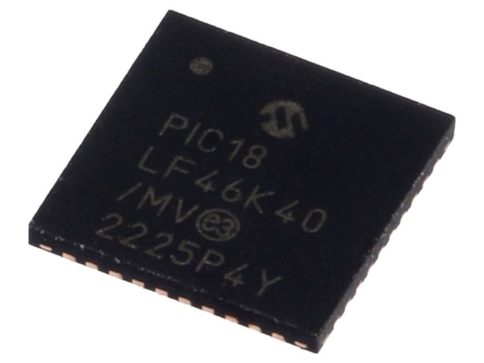 Microcontroler PIC 64MHz UQFN40