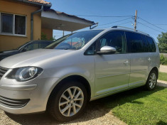 Volkswagen Touran 2010 volan dreapta foto