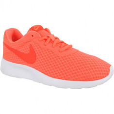 Pantofi sport femei Nike Wmns Tanjun 812655-861