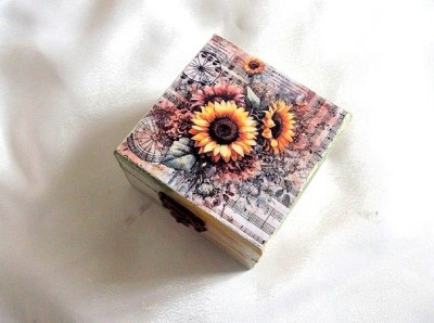 cutie lemn decorata 48114 foto