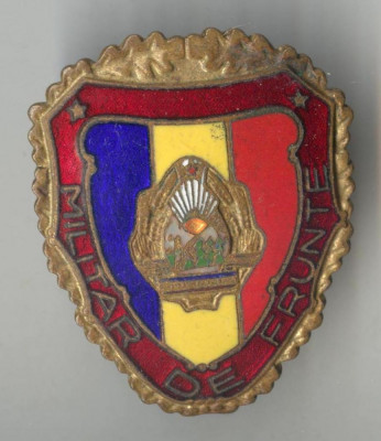 MILITAR DE FRUNTE varianta culoare la stema, anii 1970 - insigna militara Rara foto