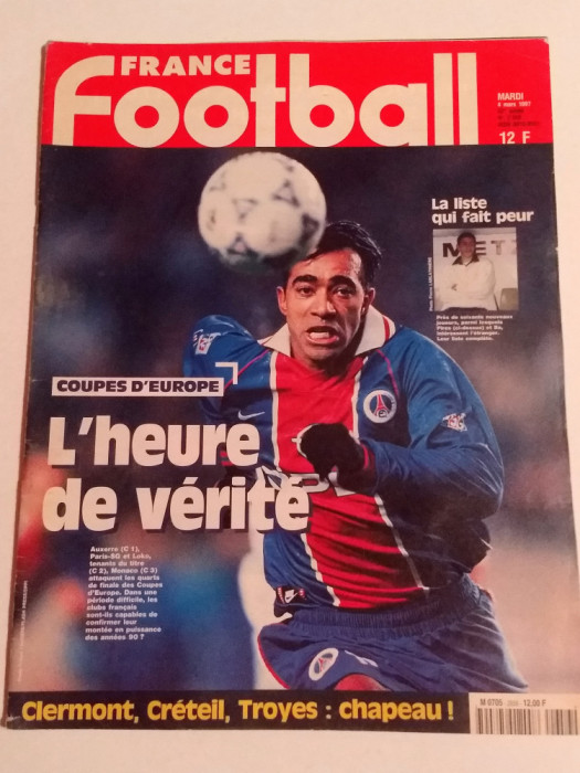 Revista fotbal - &quot;FRANCE FOOTBALL&quot; (04.03.1997)