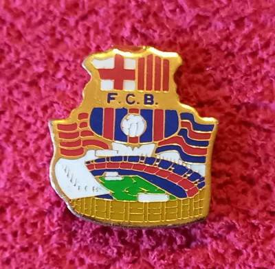 Insigna fotbal - FC BARCELONA foto