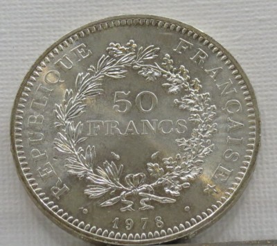 Moneda de argint 50 de franci 1978. grupul Hercules foto