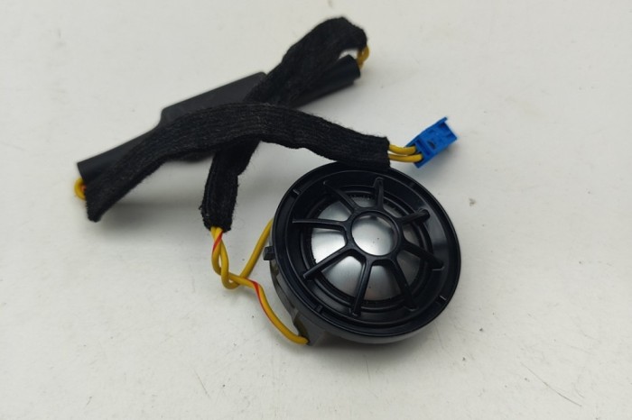 Difuzor ușă dreapta spate BMW i3 I01 2020 OEM: 9349999 | 31693147