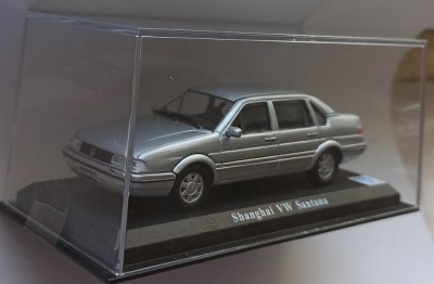 Macheta VW Santana 2000 (mk2) 1995 - Altaya 1/43 foto