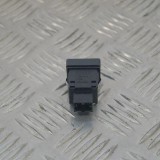 AUDI A4 8W2, B9 2015 OEM: 8W0941509A SKU: 2596669
