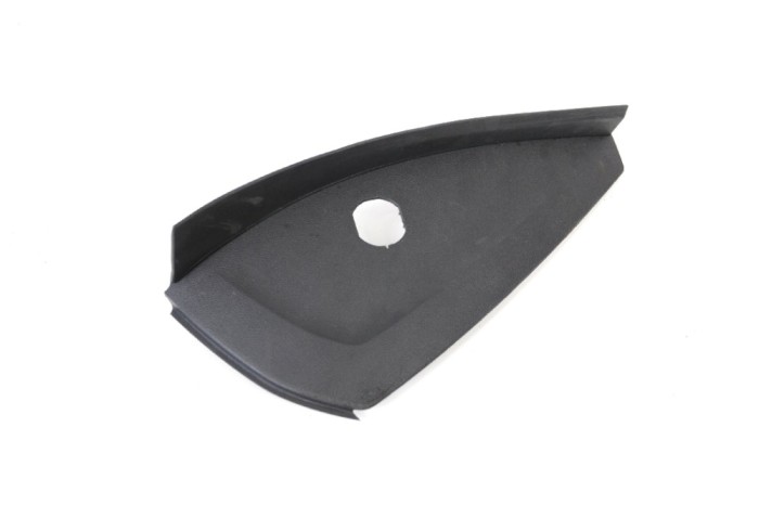 nerasta BMW X5 G05 2018 OEM: 9399304,51459399304 11395008