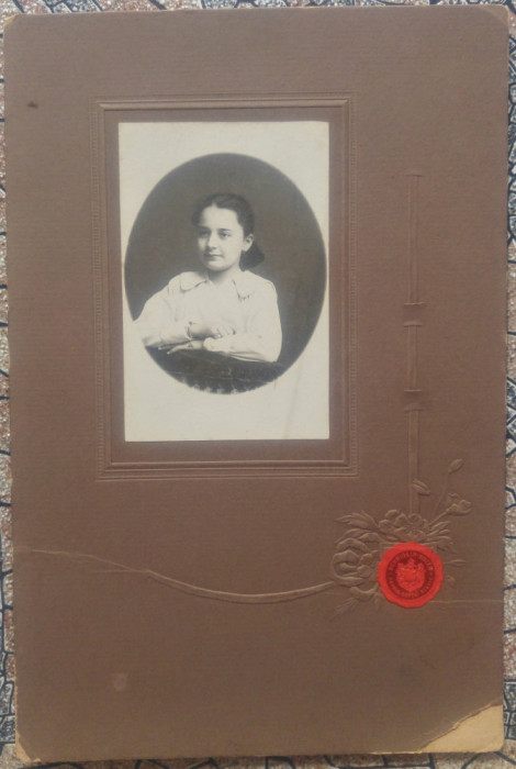 Portret fetita/ fotografie pe carton, Schmidlin Buzau, Furnisorul Curtii Regale