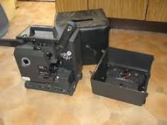 Proiector BELL &amp;amp; HOWELL 1695 TQIII 16MM Filmsound Projector + obiectiv foto