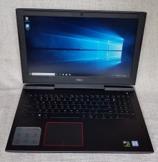 Dell 7577 - laptop gaming foto