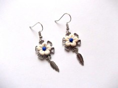 cercei fimo cu flori albe 45161