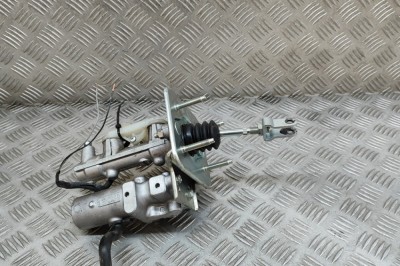 Cilindru de fr&amp;acirc;nă LEXUS RX _L2_ 2019 OEM: 138110-10510,138010-10640 30373969 foto
