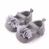 Pantofiori gri cu floricele din tulle aplicate (Marime Disponibila: 3-6 luni