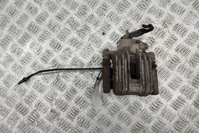 SKODA SCALA 2021 OEM: 2Q0615424C SKU: 23979381