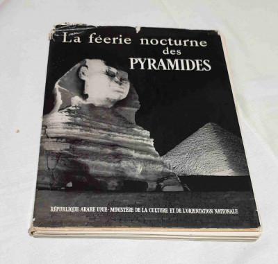 Piramidele - feerie in noapte - album carte de specialitate - istorie foto