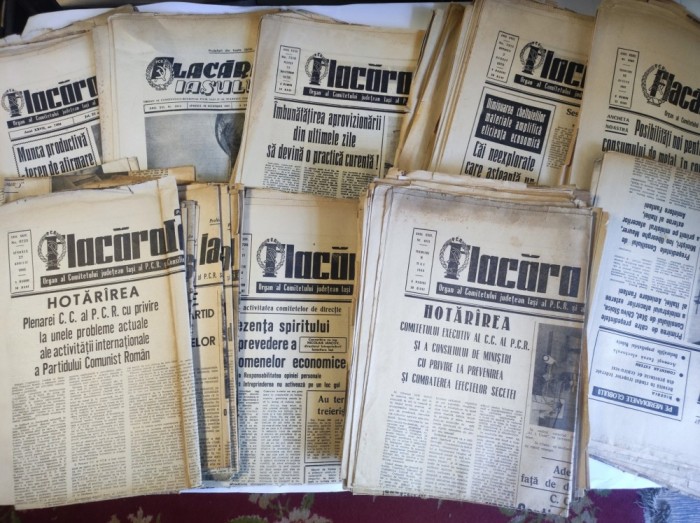 Lot 227 ziare Flacăra Iașului anii 60-70