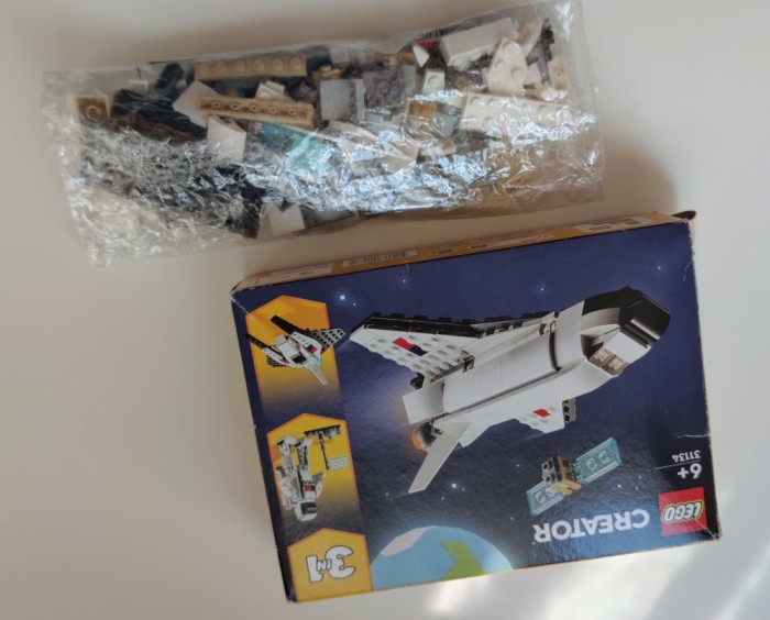 LEGO Creator 3 in 1 - Naveta spatiala 31134, 144 piese