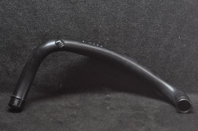 Furtun intercooler dreapta VOLVO V70 II SW 2006 OEM: 8638967 1588043 foto