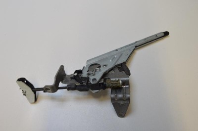 M&amp;acirc;ner fr&amp;acirc;nă de m&amp;acirc;nă BMW 3 F30, F80 2013 OEM: 34406799102 2393537 foto