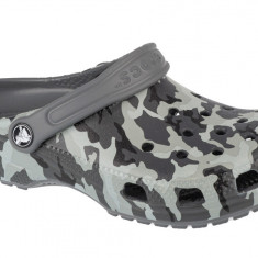 Papuci flip-flop Crocs Classic Spray Camo Kids Clog 207594-097 negru