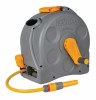 Furtun cu derulator Hozelock 25 m, gri, plastic, universal, presiune 24 bar. Rola irigare cu conectori si pulverizator