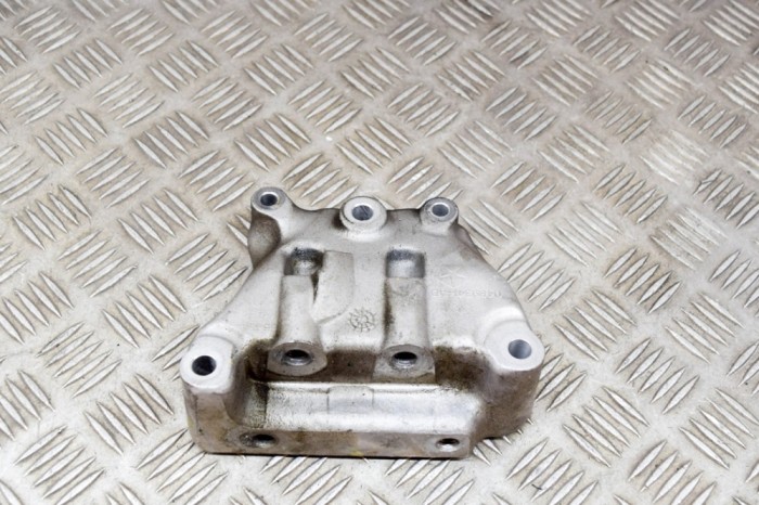 Suport motor dreapta CHRYSLER PACIFICA 2021 OEM: 04893414AD 15266670