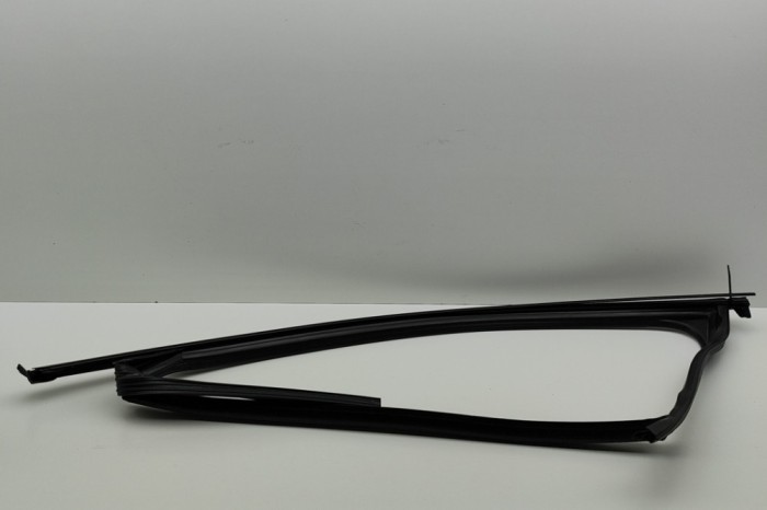 Bandou superior ușă st&acirc;nga față AUDI A6 C8 Avant 4A5 2024 OEM: 4K0837431B 31299856
