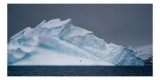 Tablou Canvas, "Ghețar uriaș &icirc;n derivă polară", Gheață, Ocean, Nor, Frig, Albastru, Calm, Natură, Solitudine, 39 x 26 cm, CMCLASS