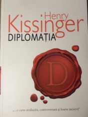 DIPLOMATIA-HENRY KISSINGER foto