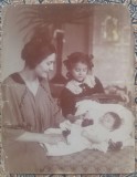 Mama cu copii// fotografie inceput secol XX, Romania 1900 - 1950, Portrete