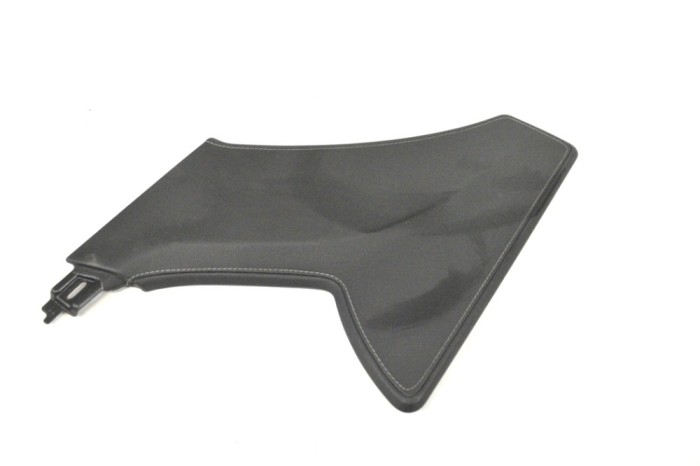 Ornament consola centrală TESLA MODEL S 2014 OEM: 1008228-00-C,1008227-01-F 13745968