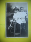 HOPCT RO 429 B FETITA CU FUNDA-COPII -FOTOGRAFIE VECH-TIP CP-ROMANIA
