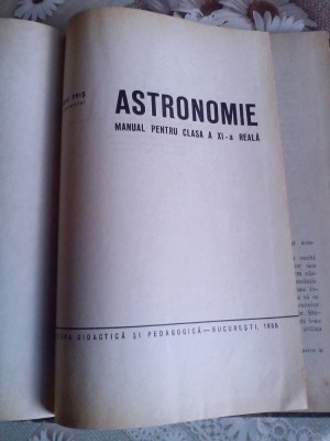 Manual de Astronomie an 1965 foto