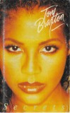 Toni Braxton - Secrets, Caseta audio