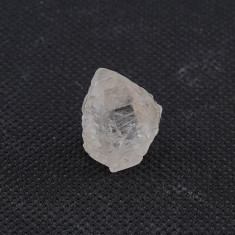 Topaz din pakistan cristal natural unicat a63