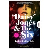 Daisy Jones &amp;amp; The Six - Taylor Jenkins Reid