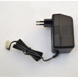 Adaptor priza 220V 12V pentru alimentare sistem video dvd Takara , Renault 7711227941 Kft Auto, Automobile Dacia Mioveni