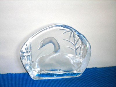 Sculptura full lead crystal, handmade &amp;ndash; Lebada 3 - design Mats Jonasson, Maleras foto