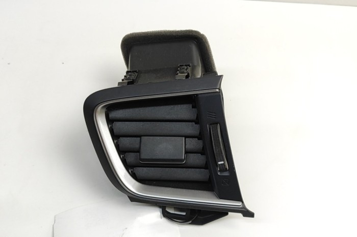 Gura de ventilație planșa de bord HONDA CR-V V RW 2021 OEM: 77630-TME-T2,77630-TME-T0 30445023
