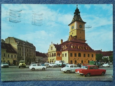 754. Brasov, Piata 23 August / automobile / circulata foto