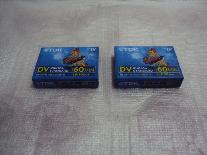 casete video miniDV TDK 60 minute,sigilate